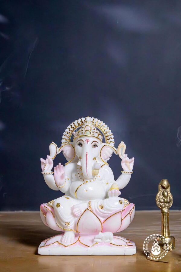 Ganesha 7" | Swiss White (Imported)